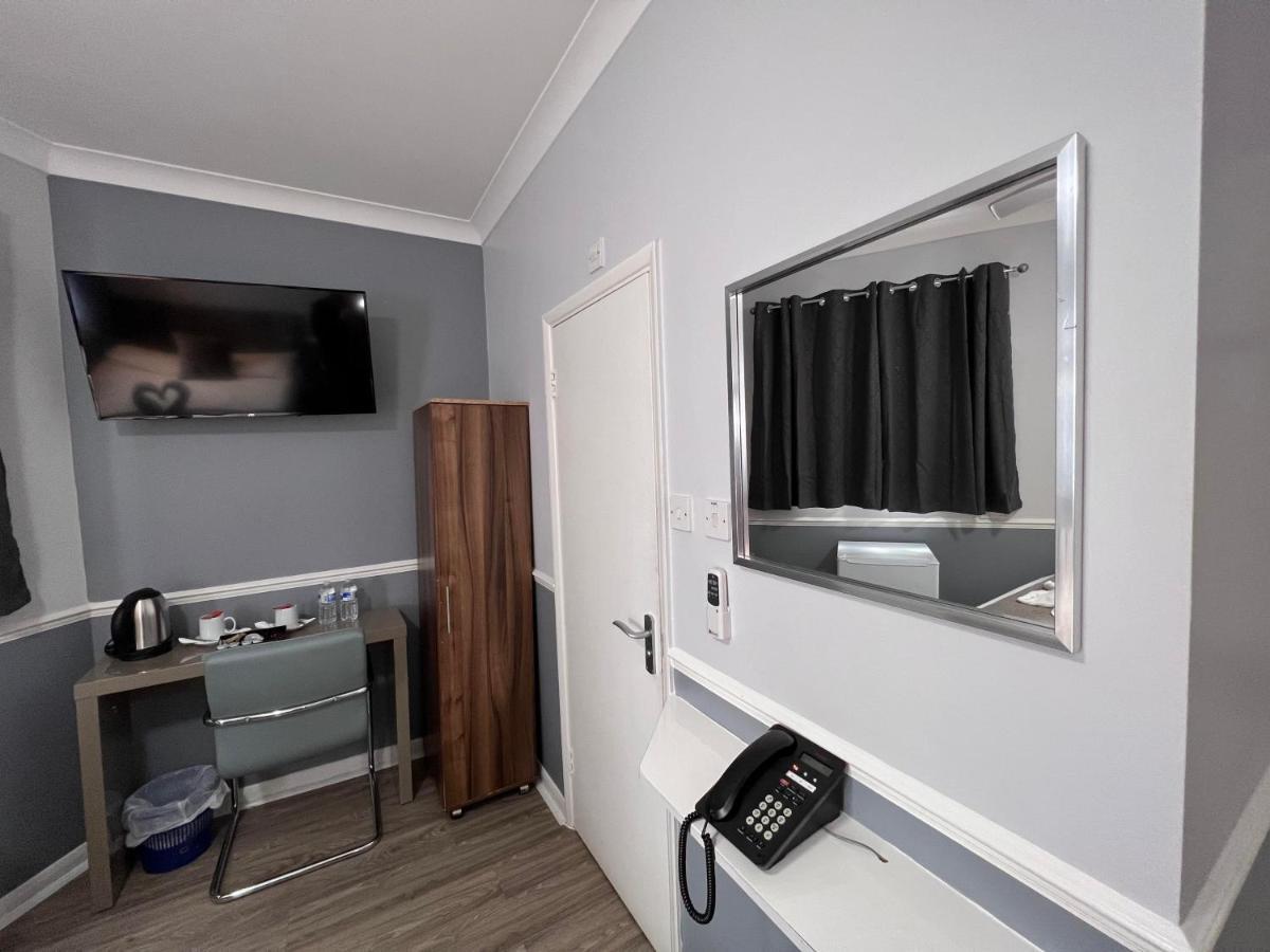 Bed & Breakfast The Commongate Londra